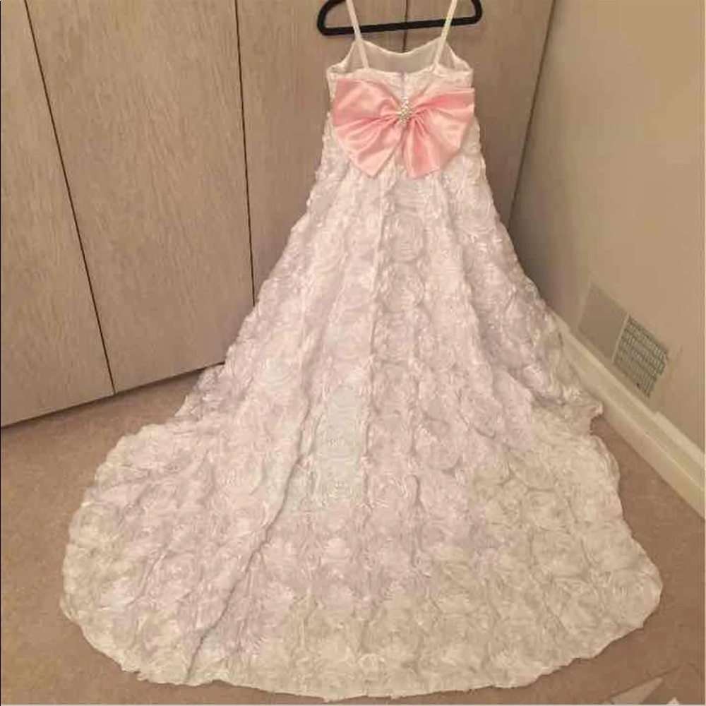 Mini Bride, Flower girl or Bridesmaid Dress 4 - 5